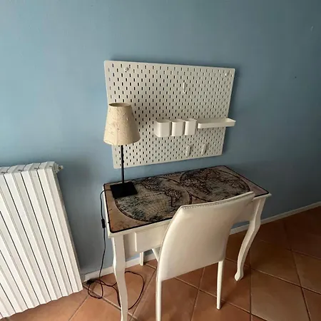 House Apartment *